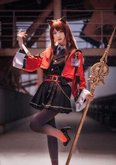 穿制服的女孩_剧情片免费电视剧